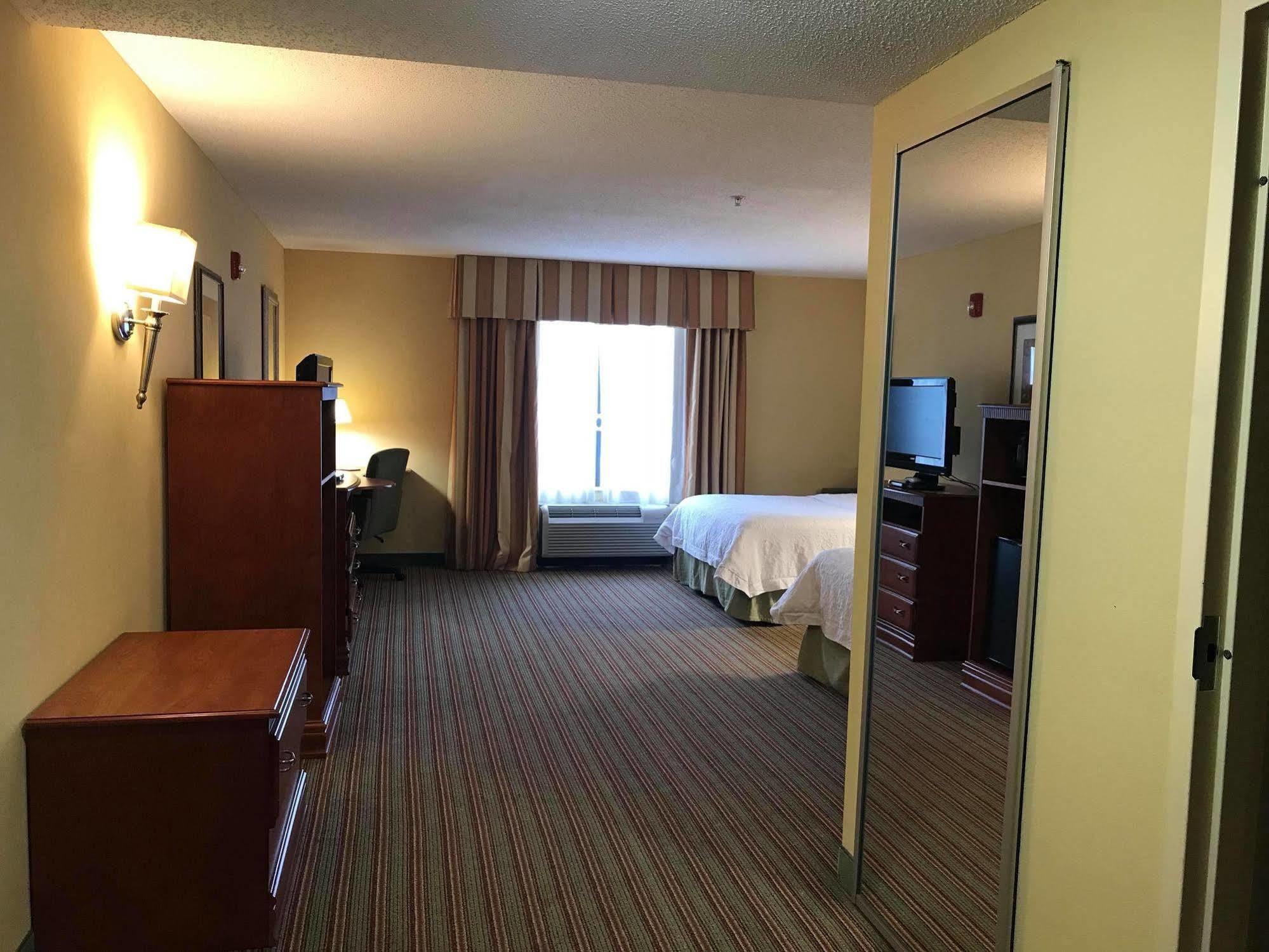 Hampton Inn Elkins Exterior foto